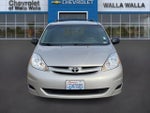 2009 Sienna Thumbnail 2