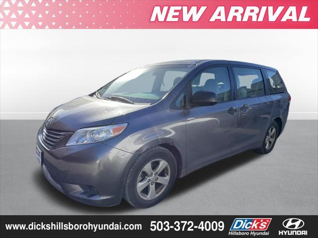 2011 Toyota Sienna - $12,594