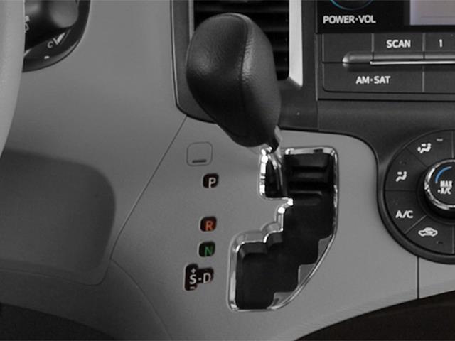 2014 Toyota Sienna - $13,702