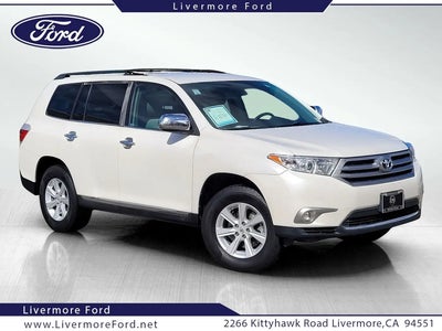 Photo of a 2012 Toyota Highlander Base 4DR SUV for sale
