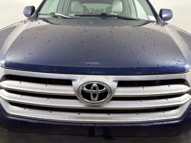 2013 Toyota Highlander - $13,000