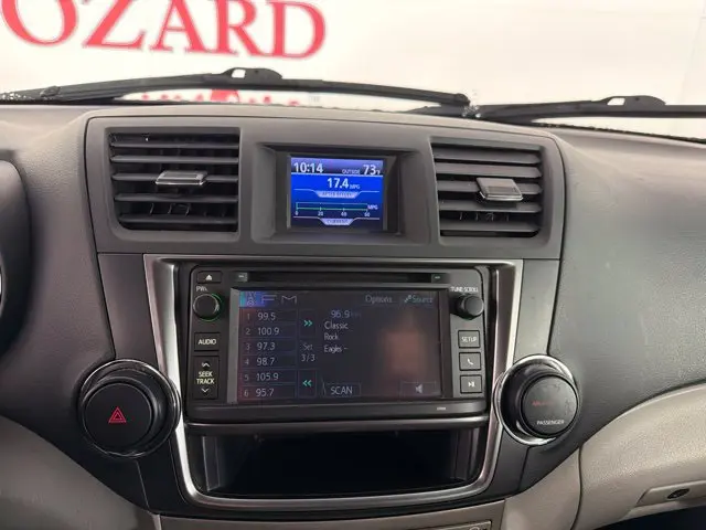 2013 Toyota Highlander - $13,000
