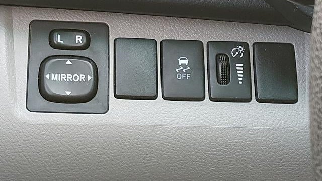 2011 Toyota Highlander SE