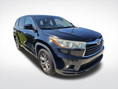 2016 Toyota Highlander LE 4DR SUV (3.5L V6)