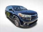 2016 Highlander Thumbnail 2
