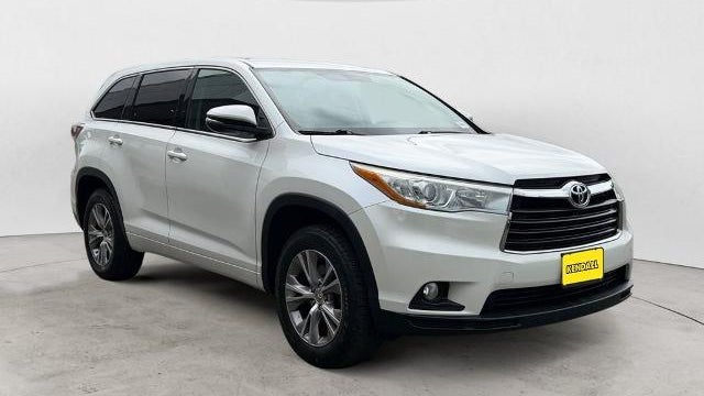 2015 Toyota Highlander LE