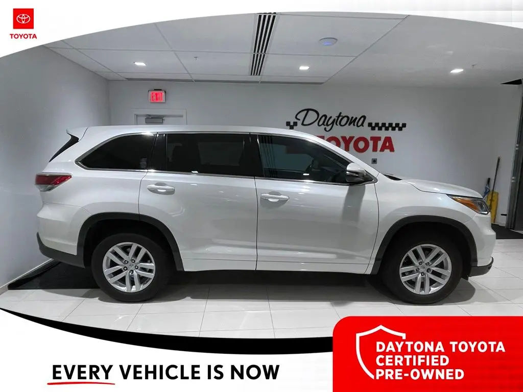 2015 Toyota Highlander LE — photo 1 of 9
