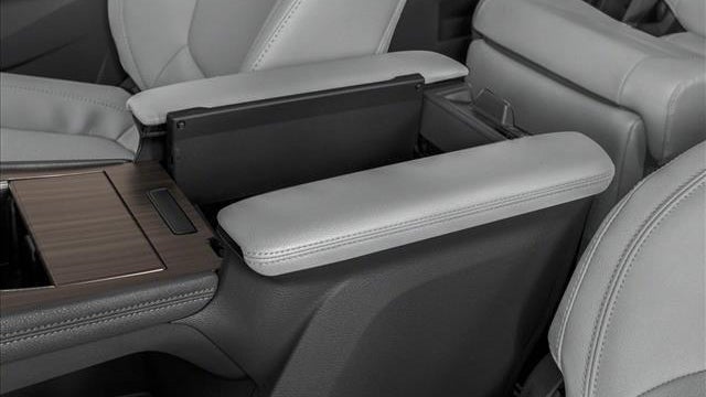 2026 Toyota Sienna Limited 7-Passenger