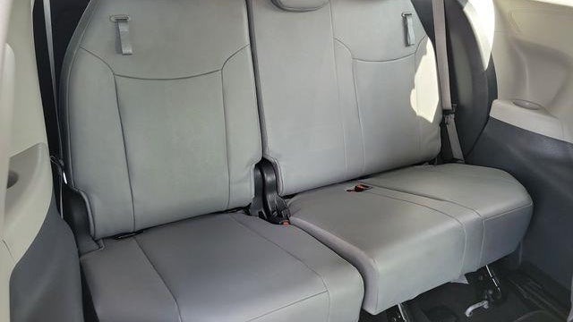 2021 Toyota Sienna Limited 7-Passenger