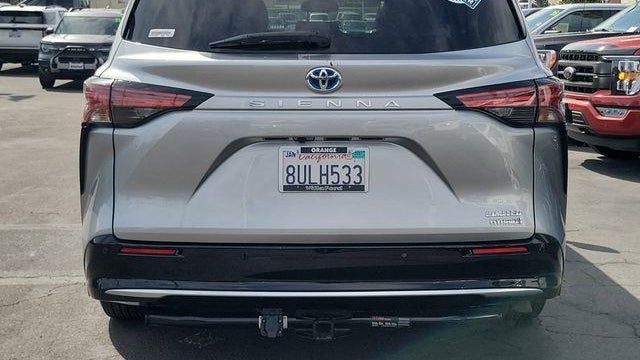 2021 Toyota Sienna Limited 7-Passenger
