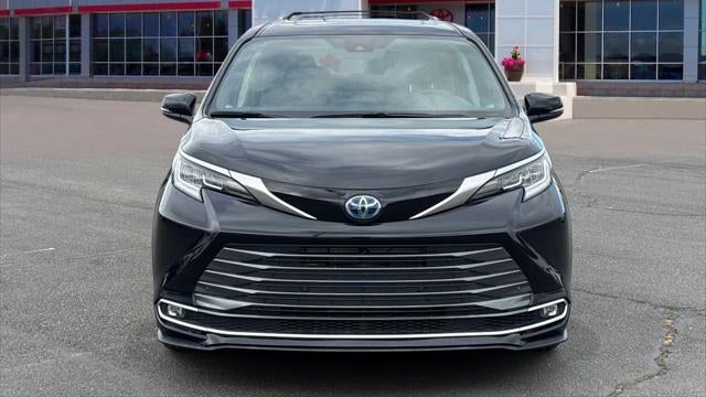 2024 Toyota Sienna Limited 7-Passenger