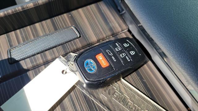 2023 Toyota Sienna Limited 7-Passenger