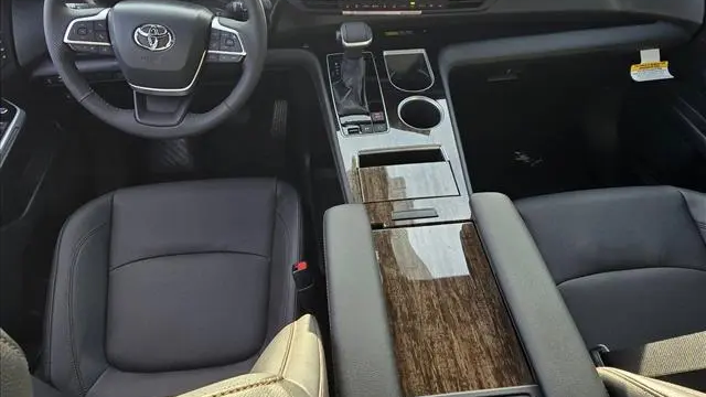 2026 Toyota Sienna Limited 7-Passenger