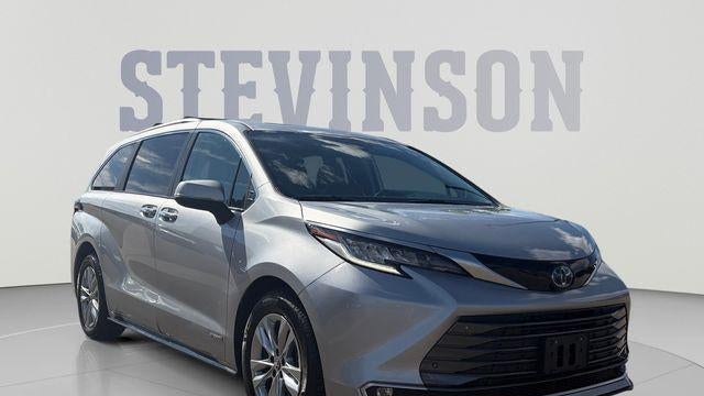 2021 Toyota Sienna Limited 7-Passenger