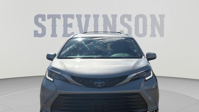 2021 Toyota Sienna Limited 7-Passenger