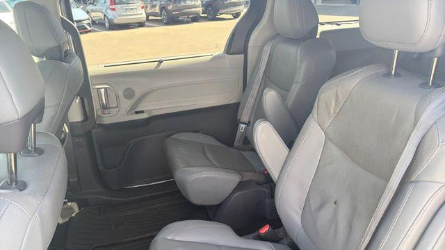 2021 Toyota Sienna Limited 7-Passenger