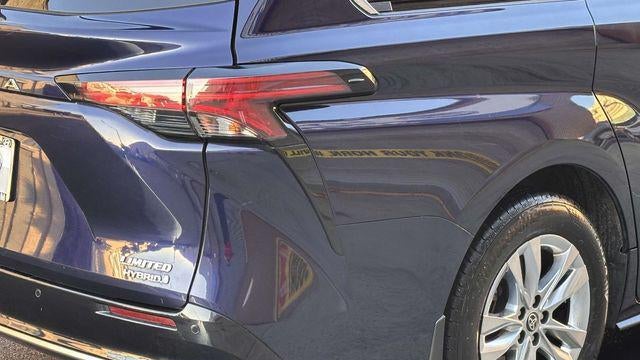 2022 Toyota Sienna Limited 7-Passenger