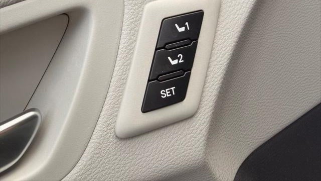 2022 Toyota Sienna Limited 7-Passenger