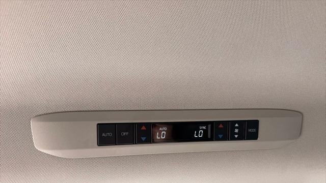 2022 Toyota Sienna Limited 7-Passenger