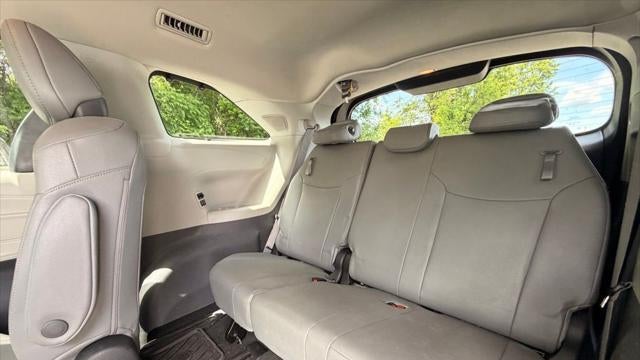 2022 Toyota Sienna Limited 7-Passenger