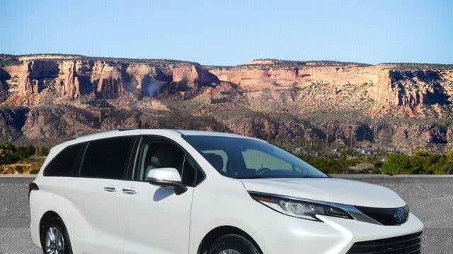 Preowned 2023 Toyota Sienna Limited 7-Passenger for Sale