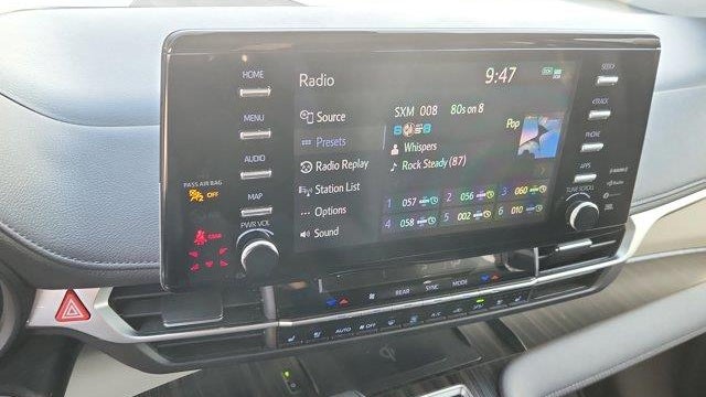2023 Toyota Sienna Limited 7-Passenger