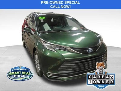 Photo of a 2025 Toyota Sienna AWD Limited 7-Passenger 4DR Mini-Van for sale