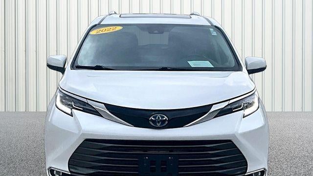 2022 Toyota Sienna Limited 7-Passenger