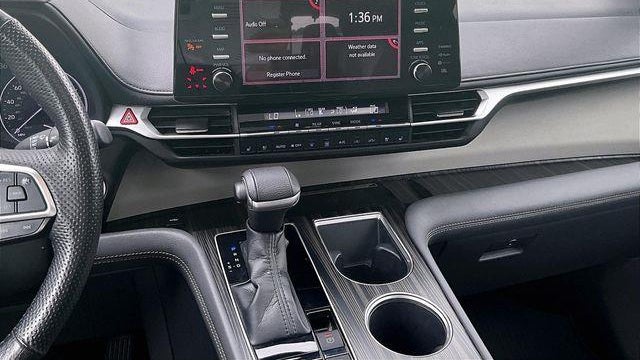 2022 Toyota Sienna Limited 7-Passenger