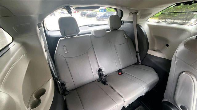 2022 Toyota Sienna Limited 7-Passenger
