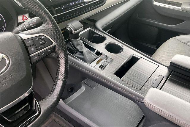 2022 Toyota Sienna - $34,999