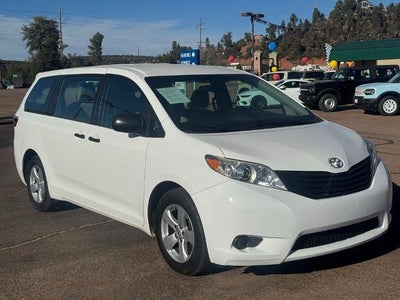 2017 Toyota Sienna L 7-Passenger 4DR Mini-Van