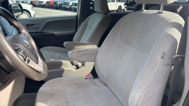 2020 Toyota Sienna L 7-Passenger