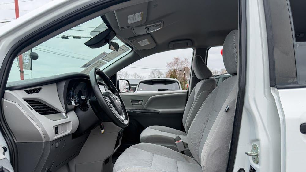 2020 Toyota Sienna L 7-Passenger