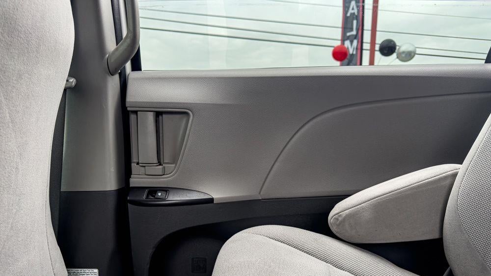 2020 Toyota Sienna L 7-Passenger