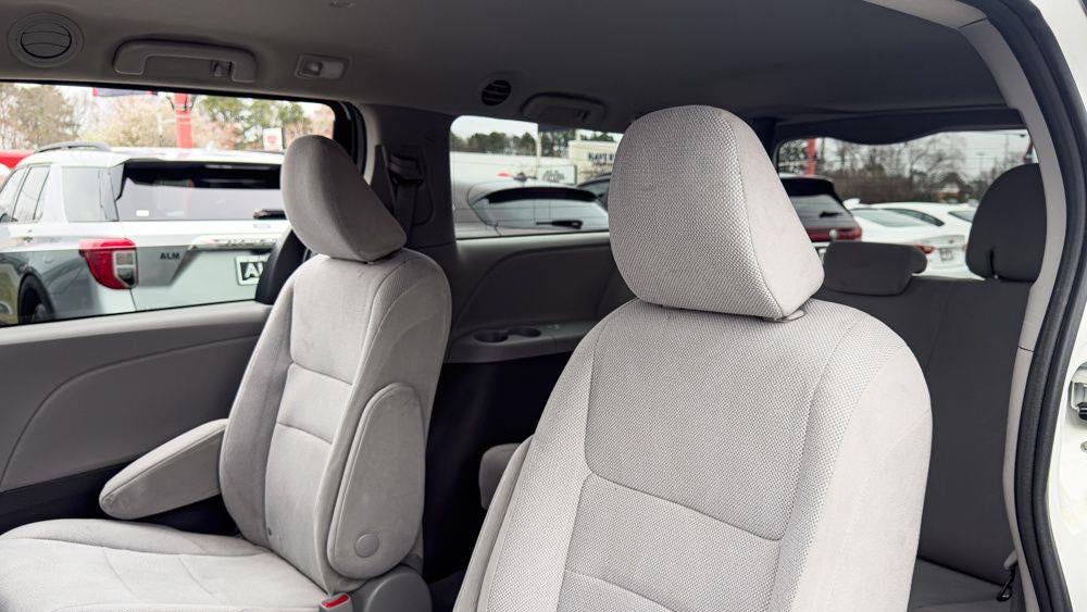 2020 Toyota Sienna L 7-Passenger