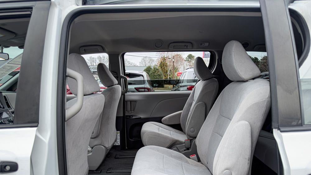 2020 Toyota Sienna L 7-Passenger