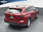 2020 Highlander Thumbnail 15