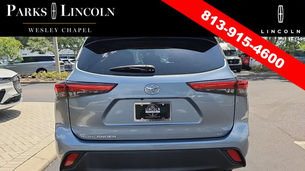 2022 Toyota Highlander LE