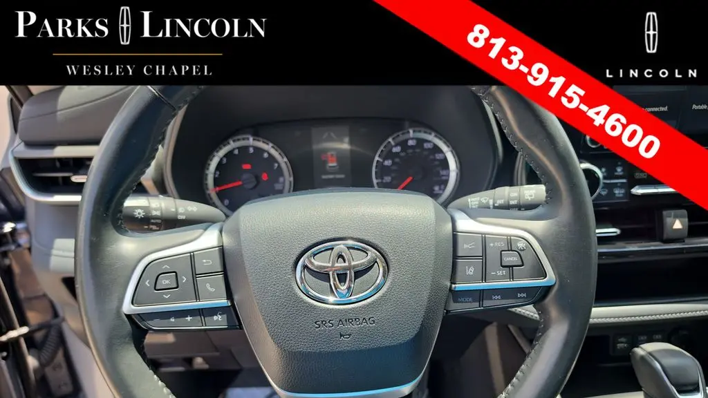 2022 Toyota Highlander LE