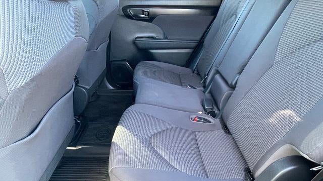 2020 Toyota Highlander LE