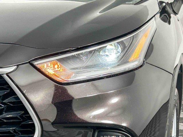 2021 Toyota Highlander - $23,888