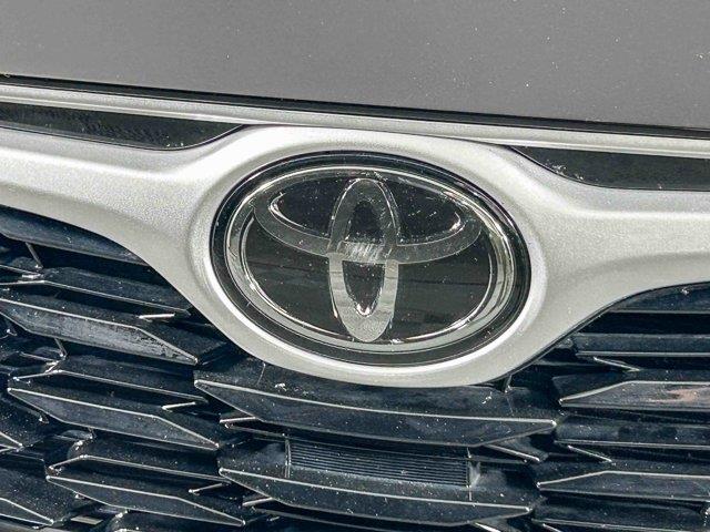 2021 Toyota Highlander - $23,888