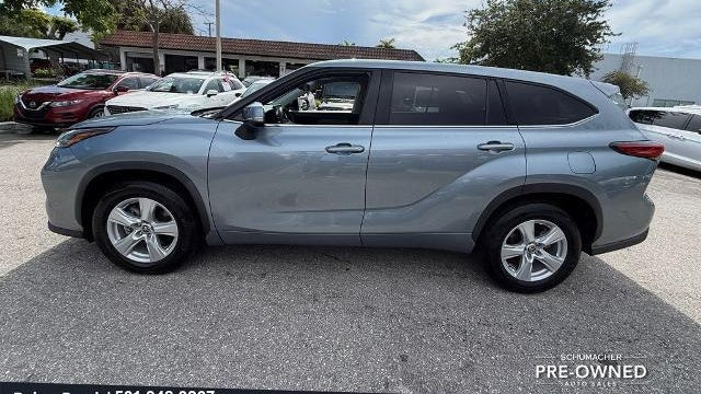 2021 Toyota Highlander LE