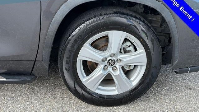 2021 Toyota Highlander LE
