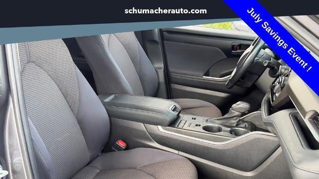 2021 Toyota Highlander LE