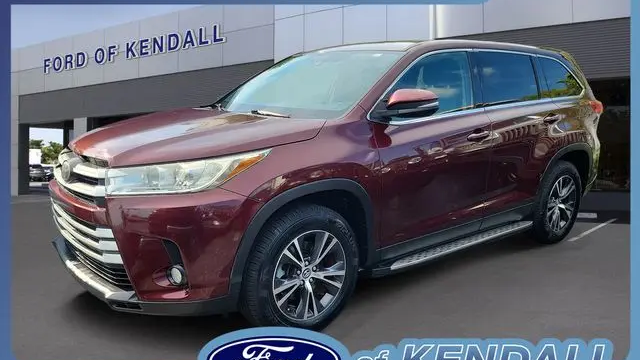 Preowned 2019 Toyota Highlander LE for Sale