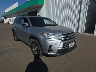 2018 Toyota Highlander LE 4DR SUV (3.5L V6)
