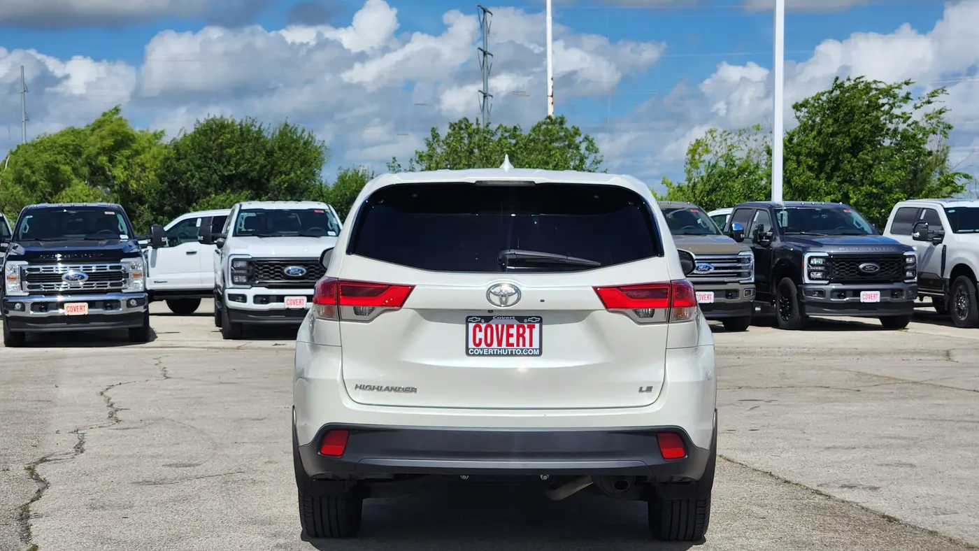 2018 Toyota Highlander LE