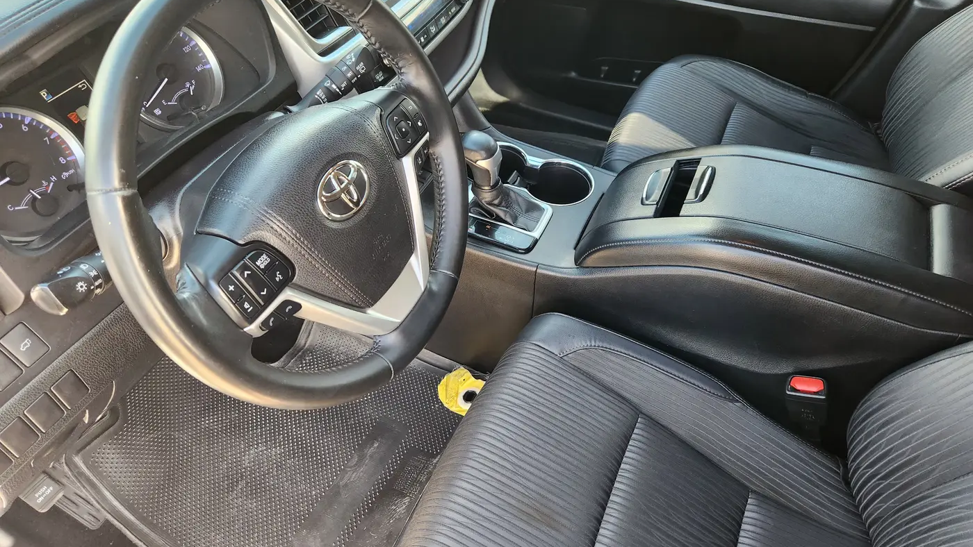 2018 Toyota Highlander LE